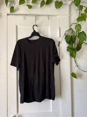 Hanes Premium size L black t-shirt